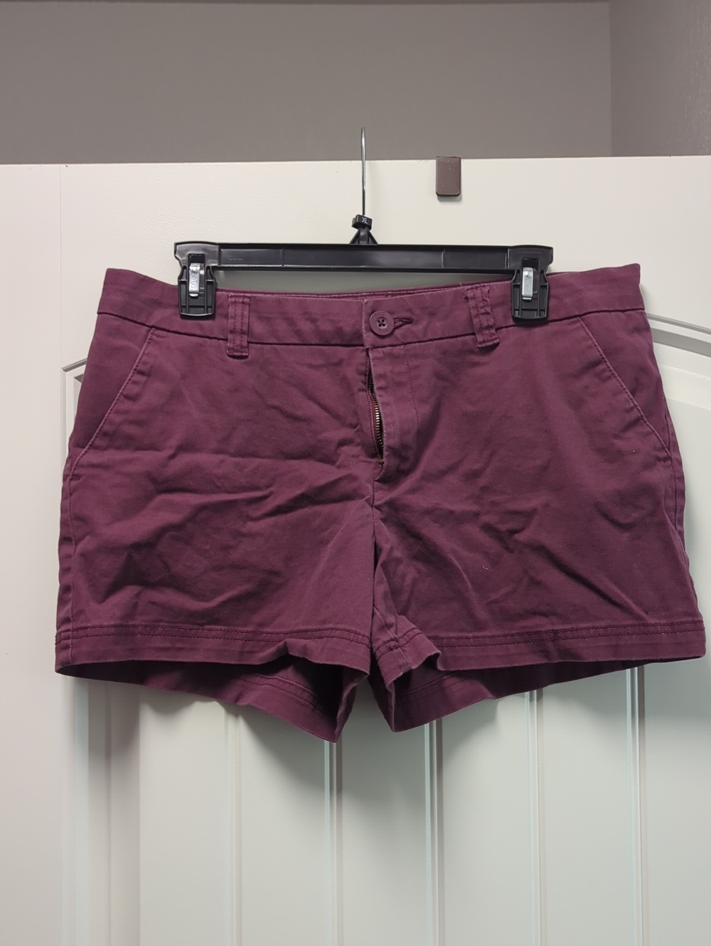 BCG Plum Khaki Shorts